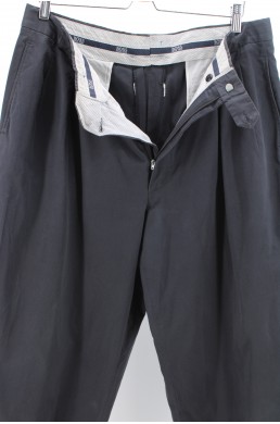 Pantalon Hugo Boss gris foncé en coton